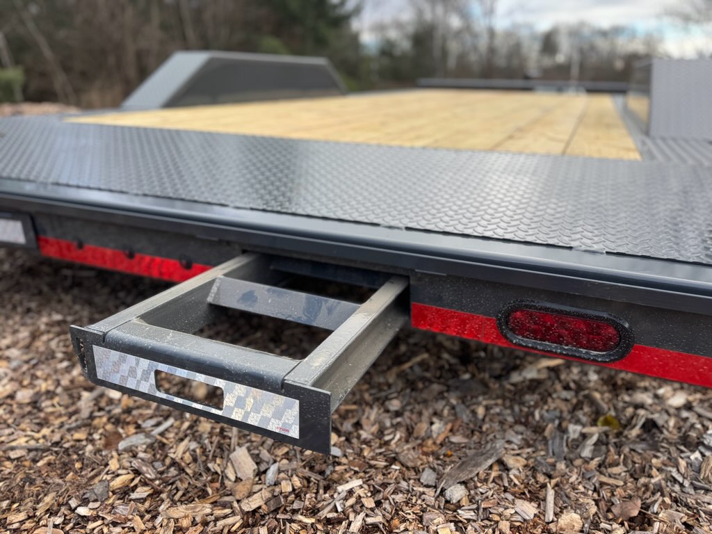 20ft Drive-Over Flatbed Trailer - Rear Ramp Detail